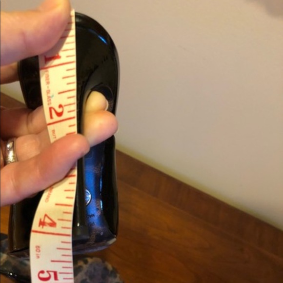 Shoes - Picture 6 of 6